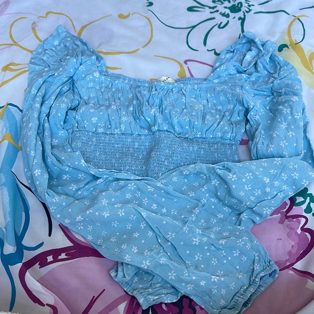 Blue pacsun long sleeve crop top